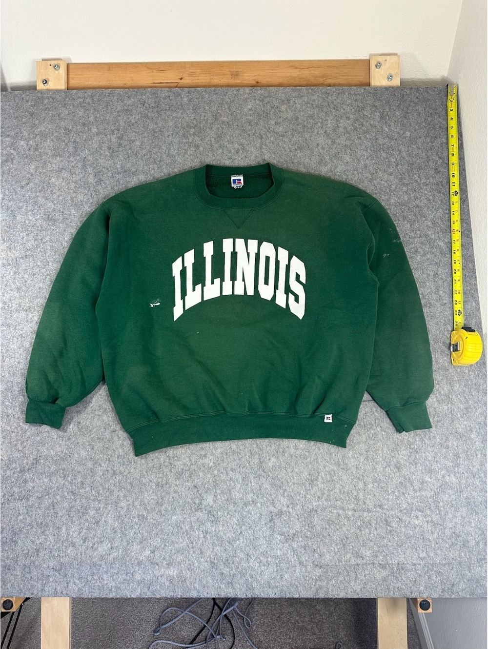 Vintage Russell Athletic Illinois green crewneck sweatshirt size XL